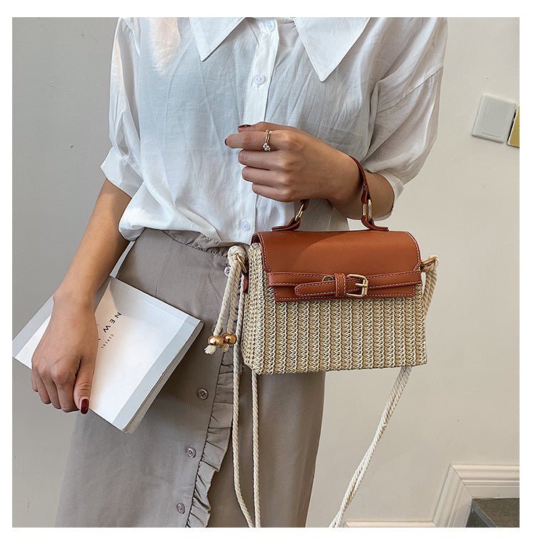 Chic and Timeless: Vintage Straw Beach Bags for Women