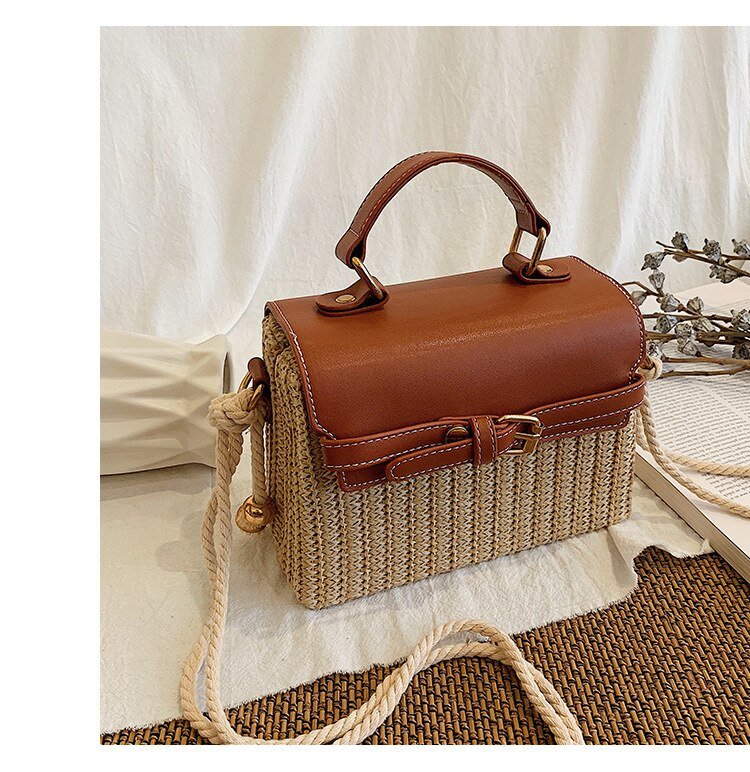 Chic and Timeless: Vintage Straw Beach Bags for Women