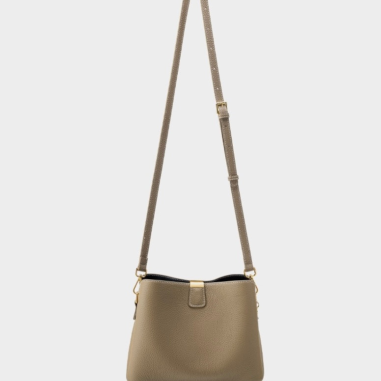 Classic Gold-Trim Genuine Leather Bucket Bag – Elegant Shoulder & Crossbody Handbag