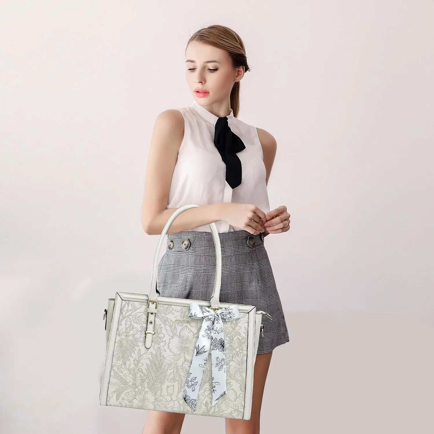 Elegant Floral Laptop Tote Bag