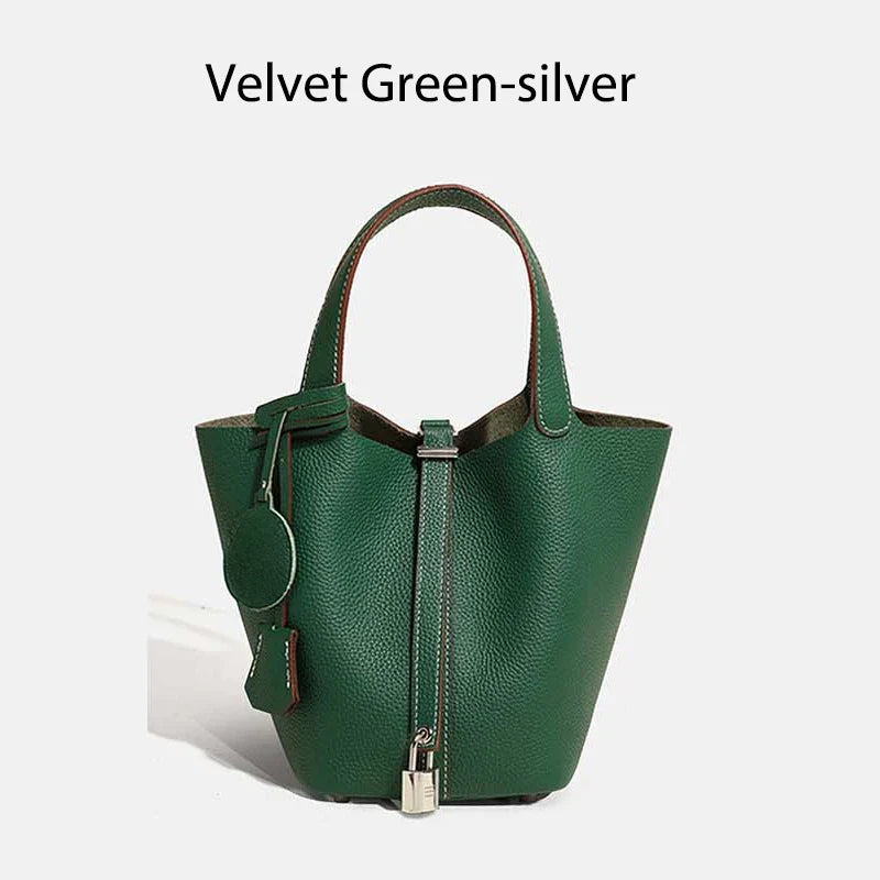 Leather bag with classic design