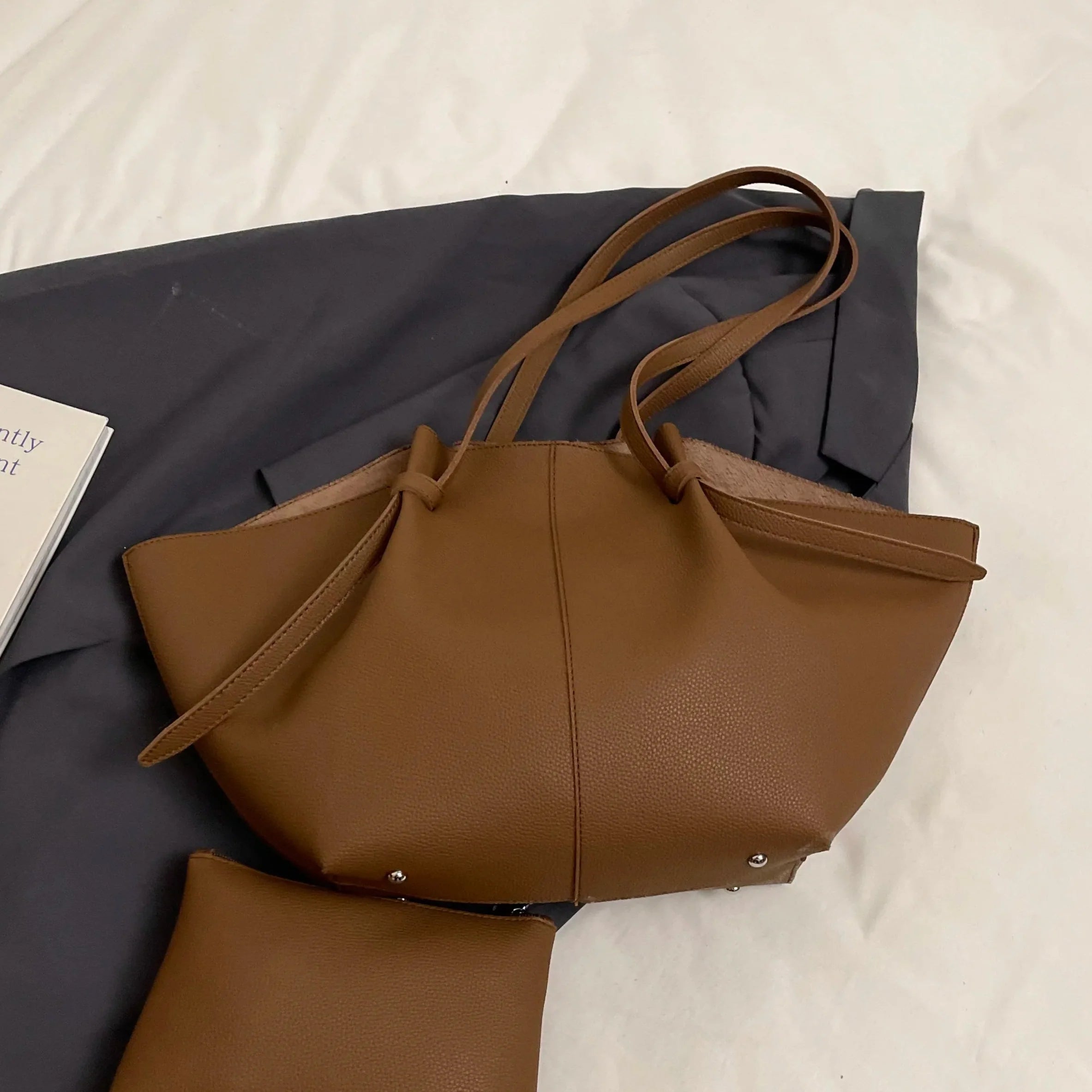 Soft Faux Leather Large Capacity Tote Bag – Elegant Designer Shoulder Handbag