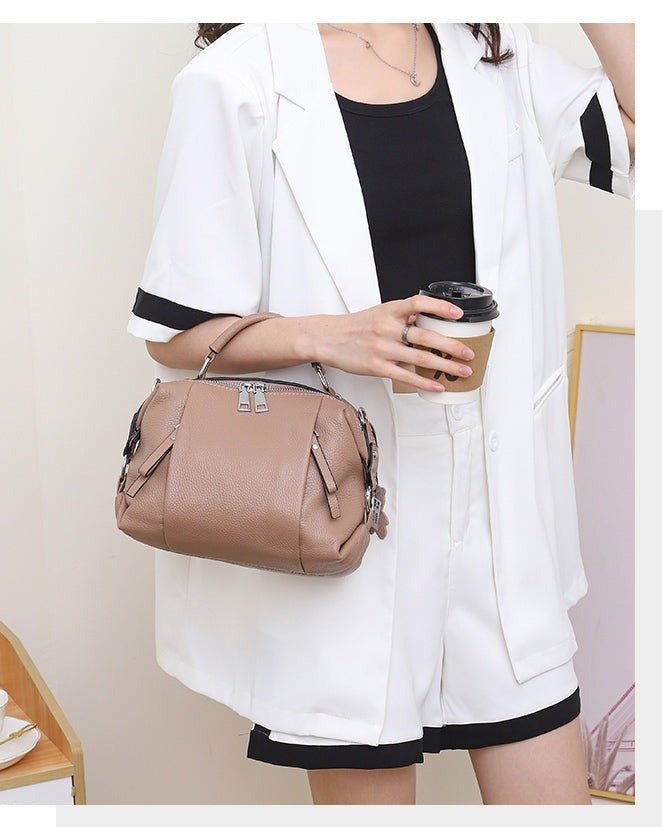 Opulent Elegance: Genuine Leather Women's Tote bag