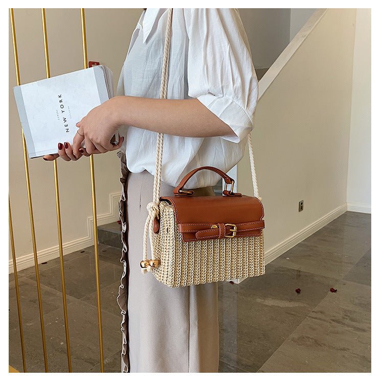 Chic and Timeless: Vintage Straw Beach Bags for Women