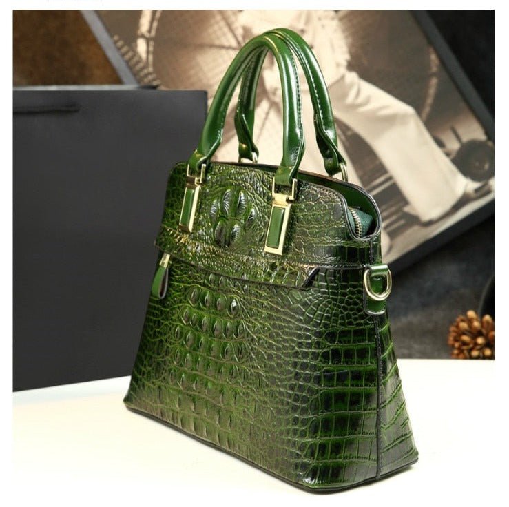 The Scallop Tote Bags