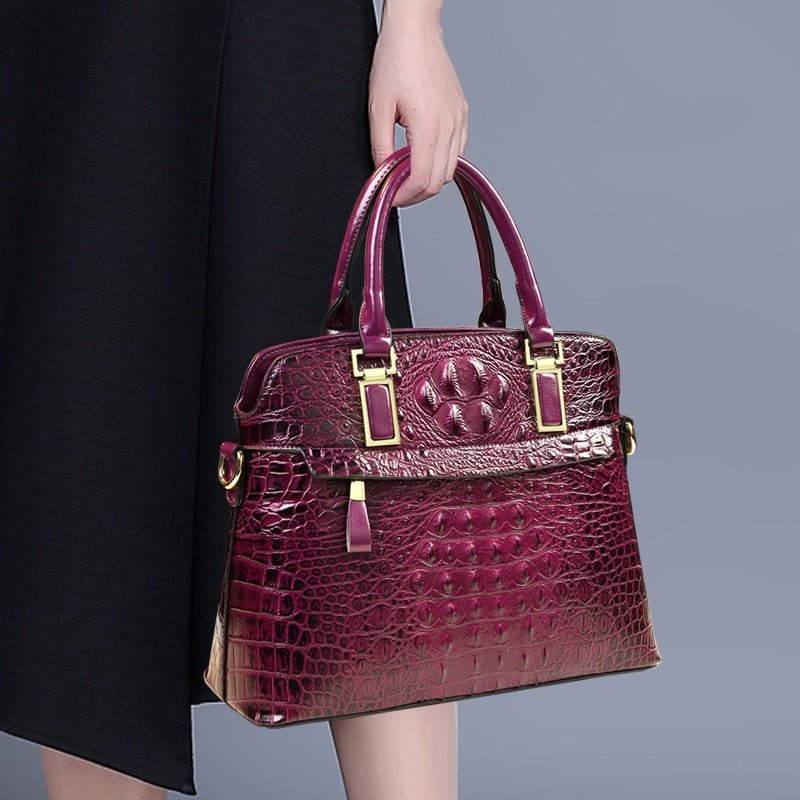 The Scallop Tote Bags