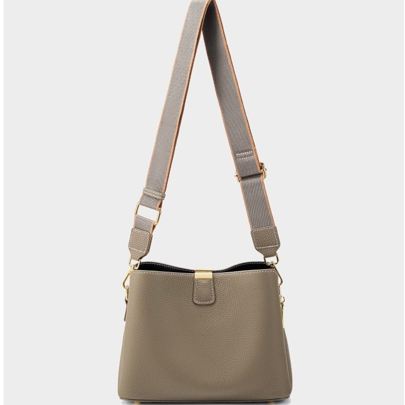 Classic Gold-Trim Genuine Leather Bucket Bag – Elegant Shoulder & Crossbody Handbag