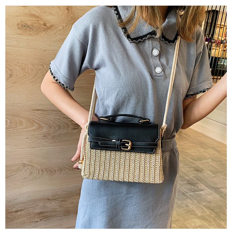 Chic and Timeless: Vintage Straw Beach Bags for Women