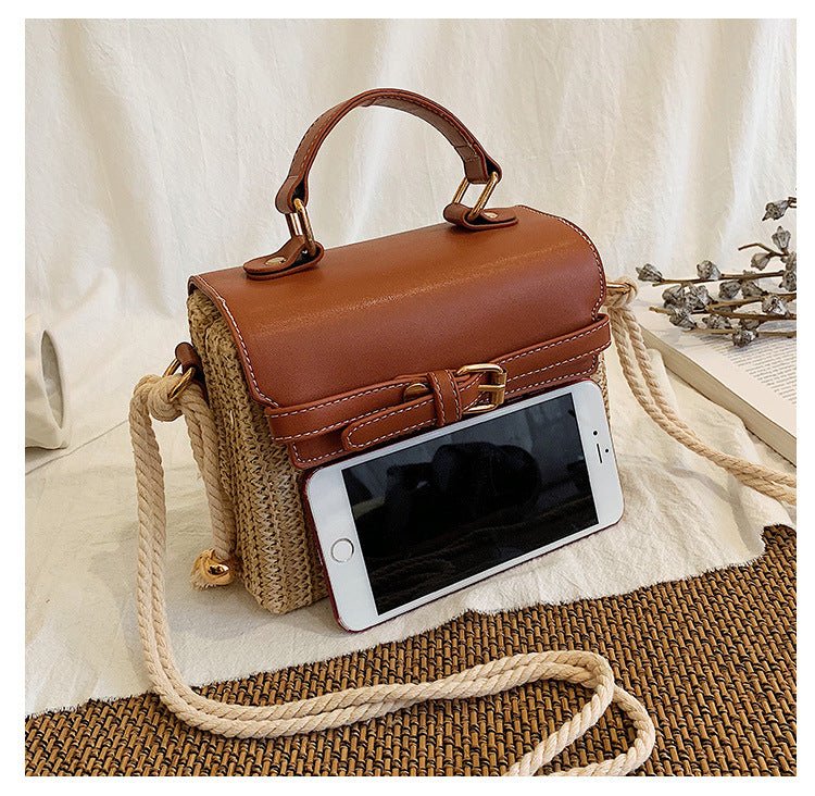 Chic and Timeless: Vintage Straw Beach Bags for Women
