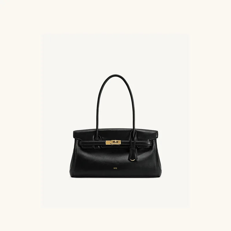 Leather bag with luxury design