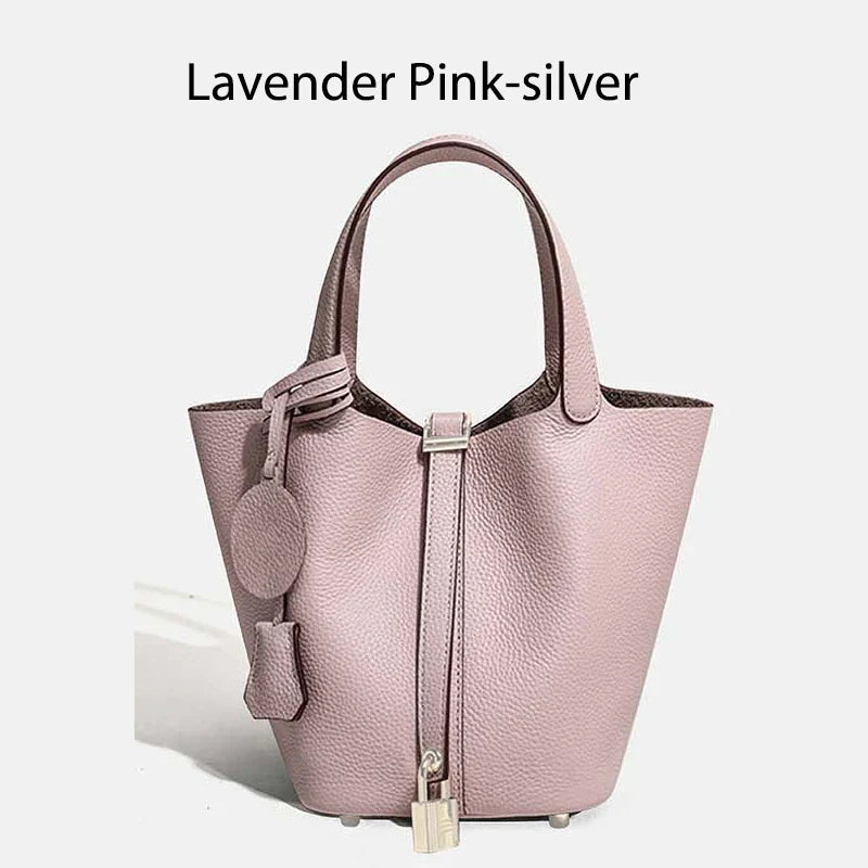 Leather bag with classic design